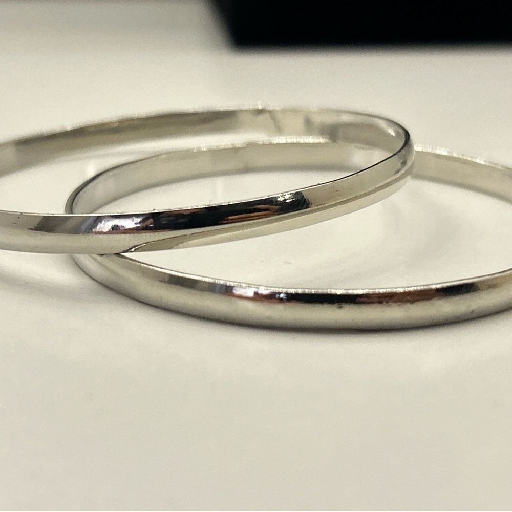 Bracelets - Picture 10 of 16